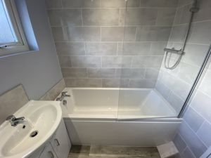 BATHROOM- click for photo gallery